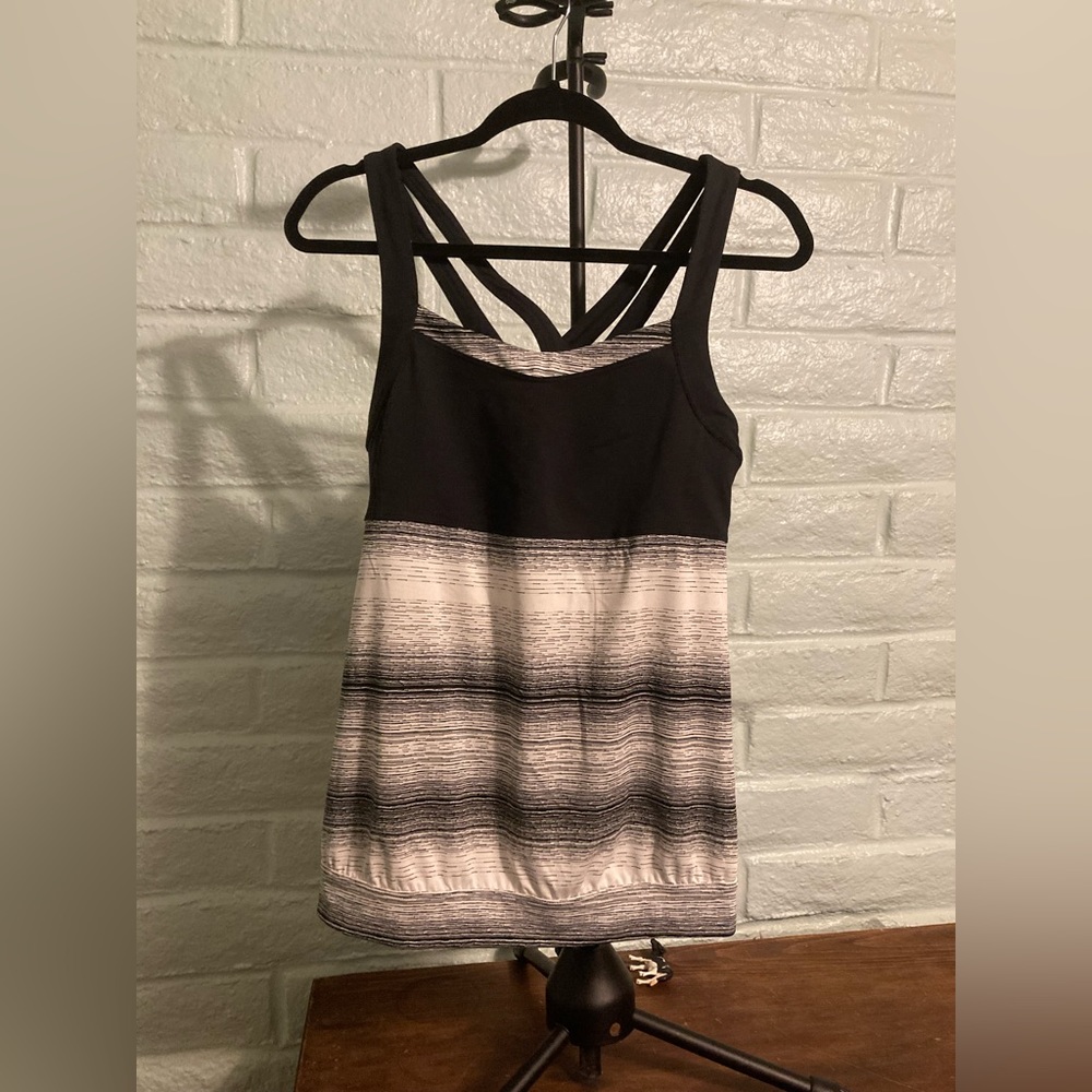 Athleta Crunch And Punch NWOT Size‎ Large